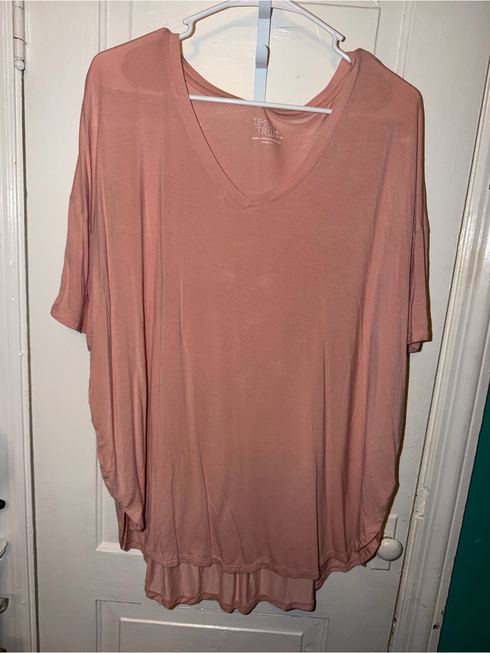 Time and Tru Rose Mauve V-Neck Tunic Top
